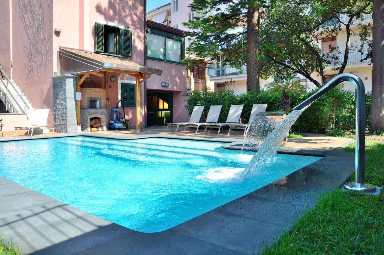 Alhambra - Guest House Di Charme ג'יארה מראה חיצוני תמונה