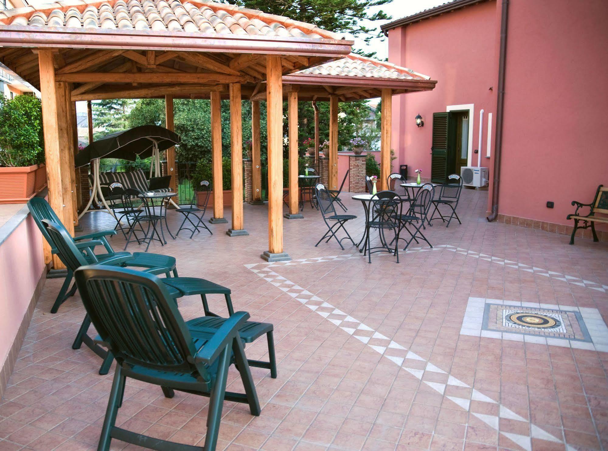 Alhambra - Guest House Di Charme ג'יארה מראה חיצוני תמונה