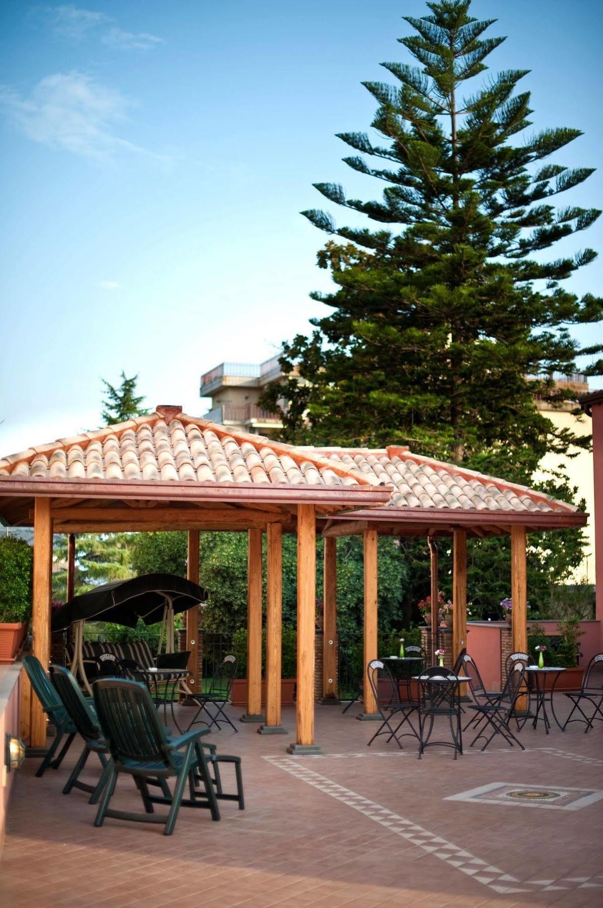 Alhambra - Guest House Di Charme ג'יארה מראה חיצוני תמונה